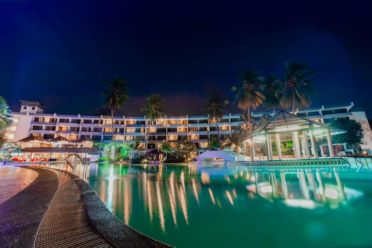 Tunamaya Beach & Spa Resort- Десару Екстер'єр фото